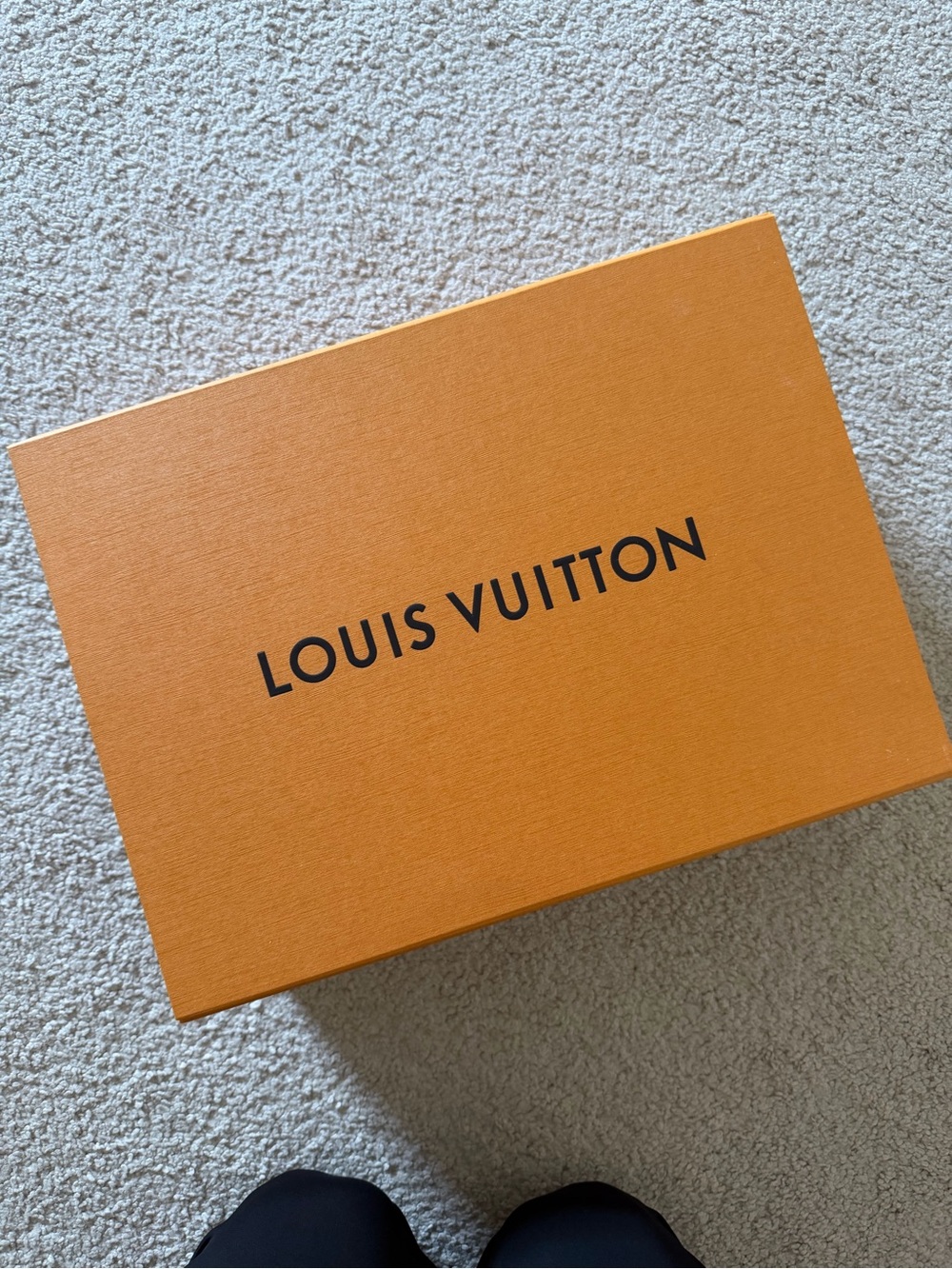 Louis Vuitton | sneakers - Picture 8 of 16